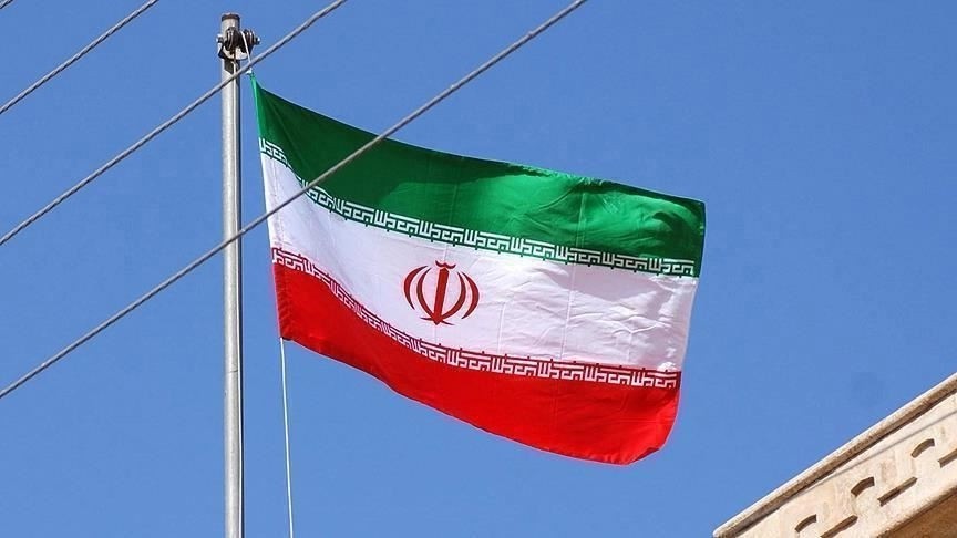 İran'da seçiminin ikinci turunda yarışan Pezeşkiyan ve Celili son mitinglerini düzenledi