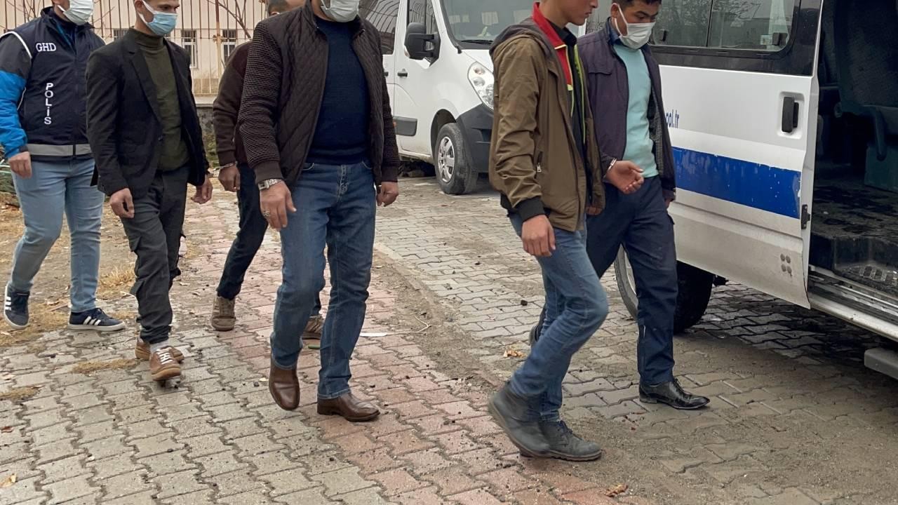 Edirne ve Kırklareli'nde 18 düzensiz göçmen yakalandı