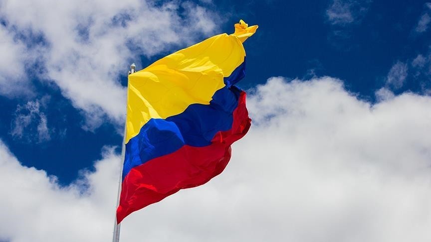 Kolombiya hükümetiyle barış görüşmeleri yürüten FARC üyeleri "tek taraflı" ateşkes ilan etti