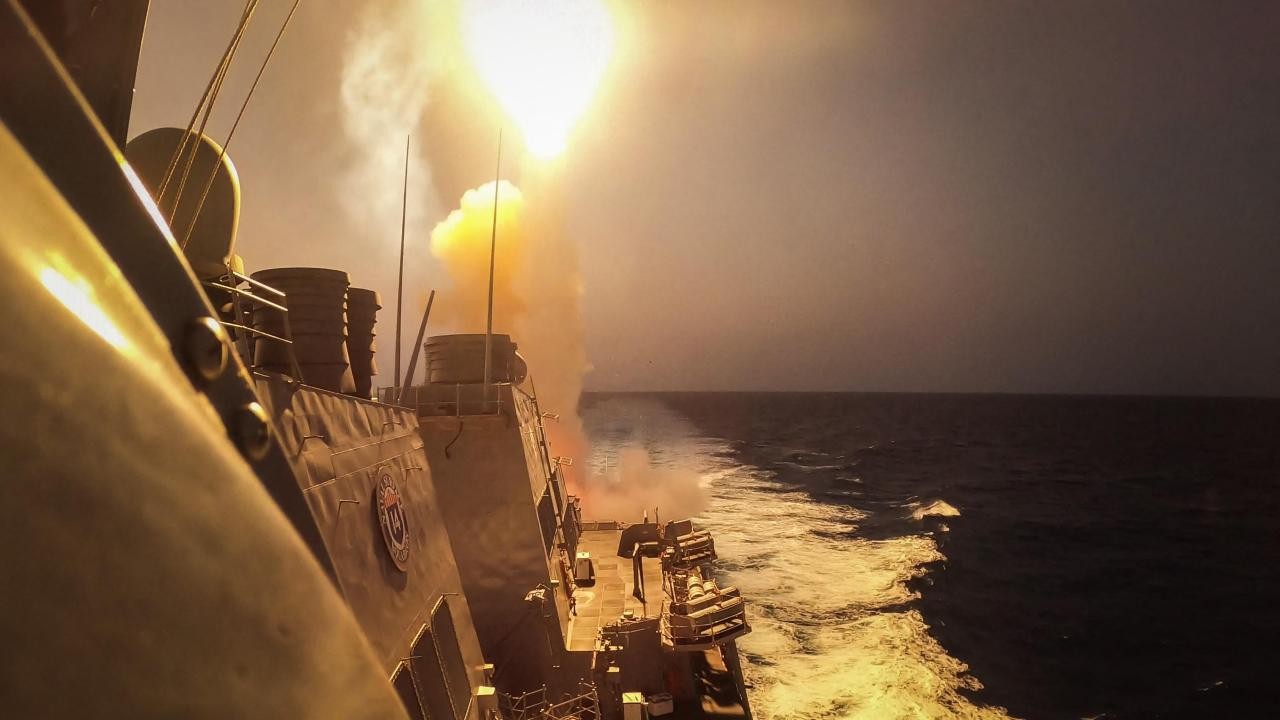 Husiler Hayfa Limanı'nda 5 geminin hedef alındığını duyurdu
