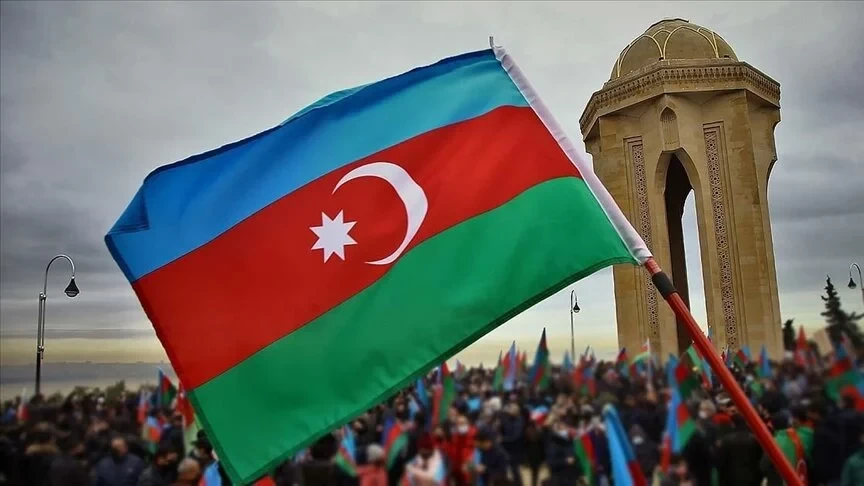 Azerbaycan, kendisine karşı karalama kampanyası yürüten Fransa'yı uyardı