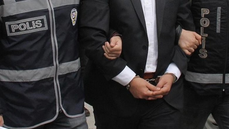 FETÖ''nün ''mahrem imamı'' tutuklandı