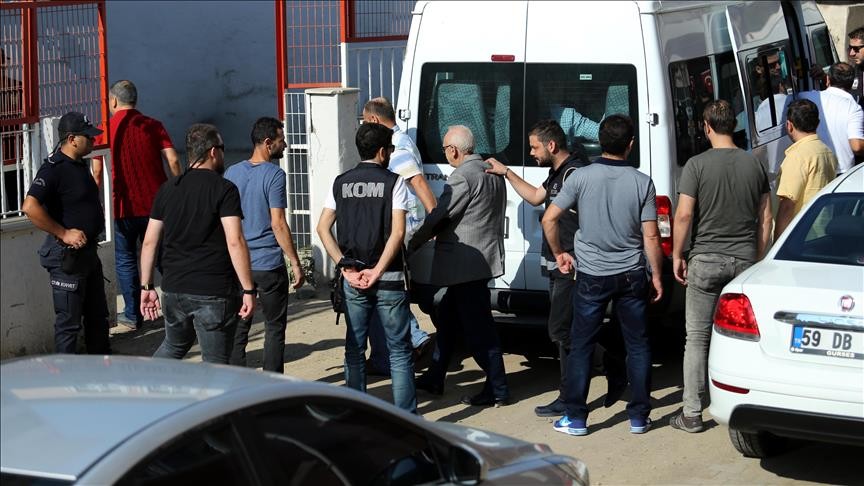 FETÖ''nün mali yapılanmasına darbe: 14 tutuklu