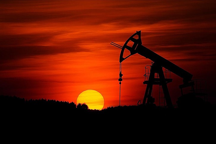 Brent petrolün varil fiyatı 85,36 dolar
