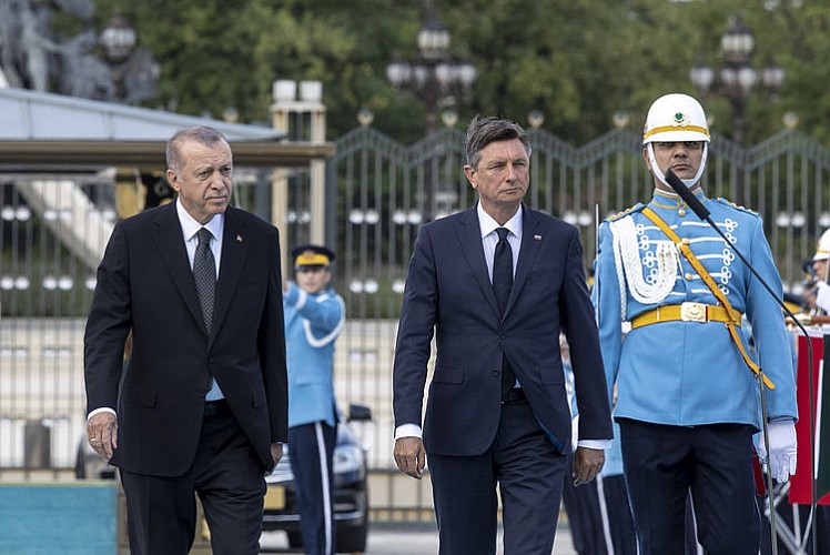 Erdoğan, Slovenya Cumhurbaşkanı'nı karşıladı
