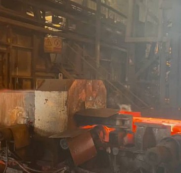 İskenderun'da demir çelik fabrikaları yeniden üretime başladı