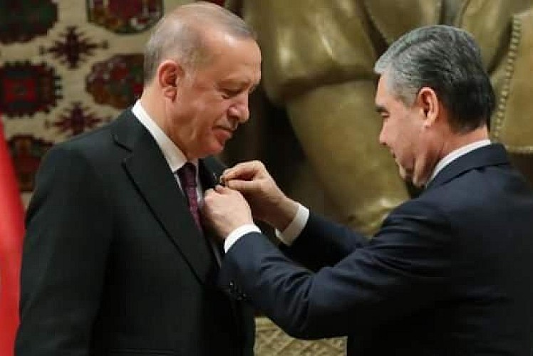 Başkan Erdoğan'a 'Devlet İşbirliği Nişanı'