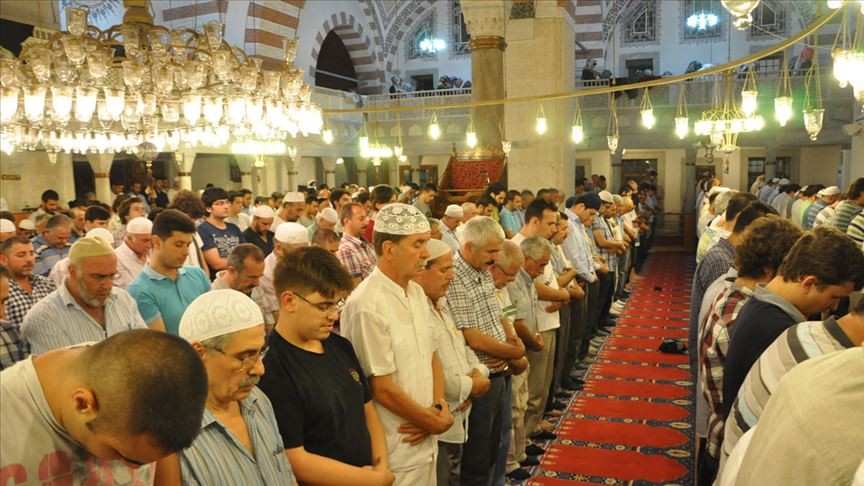İstanbul'da enderun usulü teravih 44 camide kılınacak