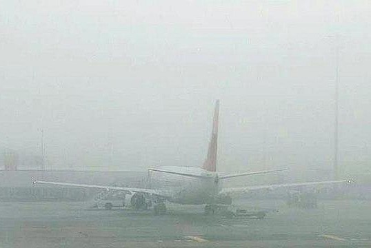 İstanbul uçağı fırtına nedeniyle Balıkesir'e indi