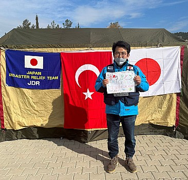 Deprem bölgesinde sahra hastanesi kuran Japonları duygulandıran not