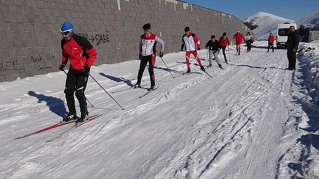 Kayak merkezlerinde kar kalınlığı en fazla Nemrut'ta ölçüldü