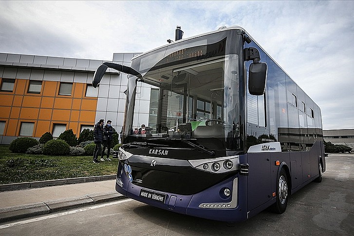 Türk mühendislerin geliştirdiği sürücüsüz otobüs Norveç'te
