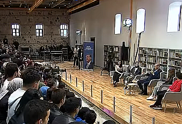 Erdoğan, Rami Kütüphanesi'nde gençlerle buluştu