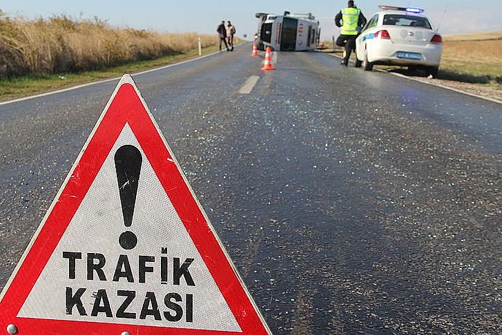 Samsun'da iki otomobilin çarpıştı: 4 kişi yaralandı