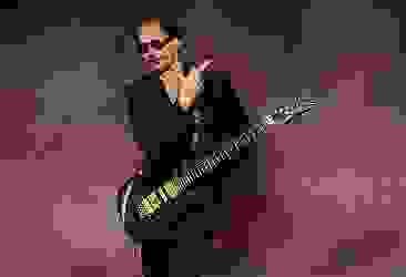 Ünlü gitar virtüözü Steve Vai Türkiye'de konser verecek