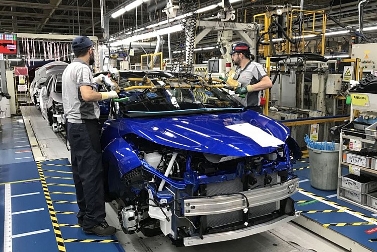 Toyota üretimi düşürüyor