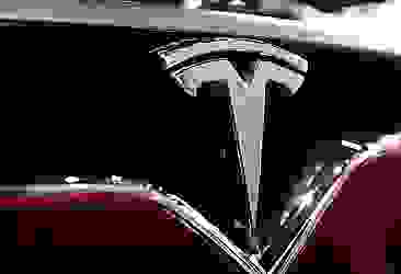 Tesla binlerce otomobilini geri çağırıyor