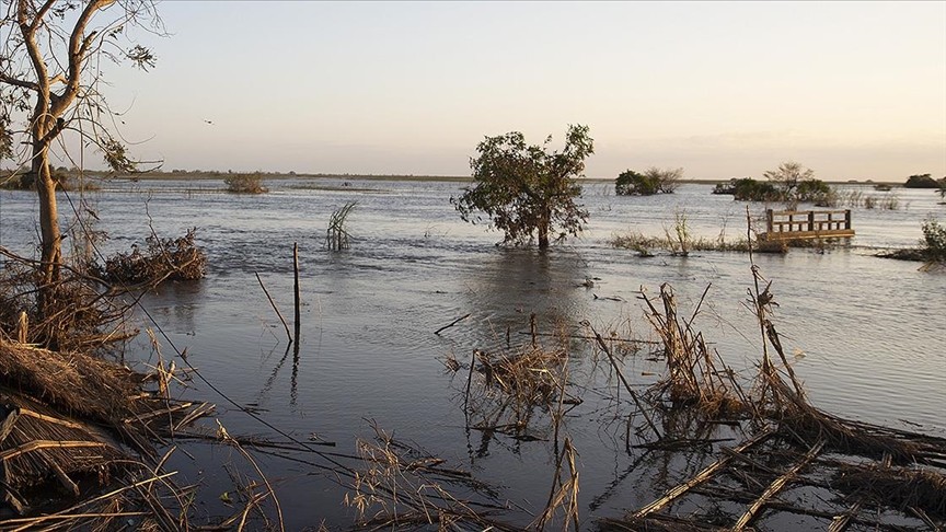 Freddy Kasırgası'nın etkili olduğu Mozambik'in Zambezia'da eğitime devam