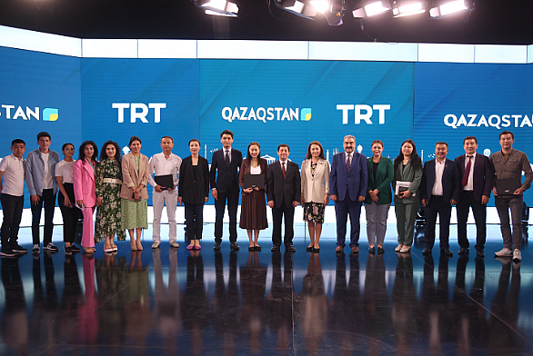 TRT'den Kazakistan'a Eğitim Desteği