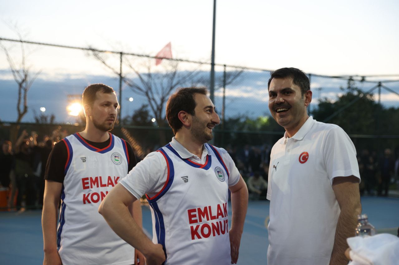 Bakan Kurum, Maltepe Sahili Basketbol Maçı (9)_c86b393caa0f7c5d75df4c6220d52d00.jpg