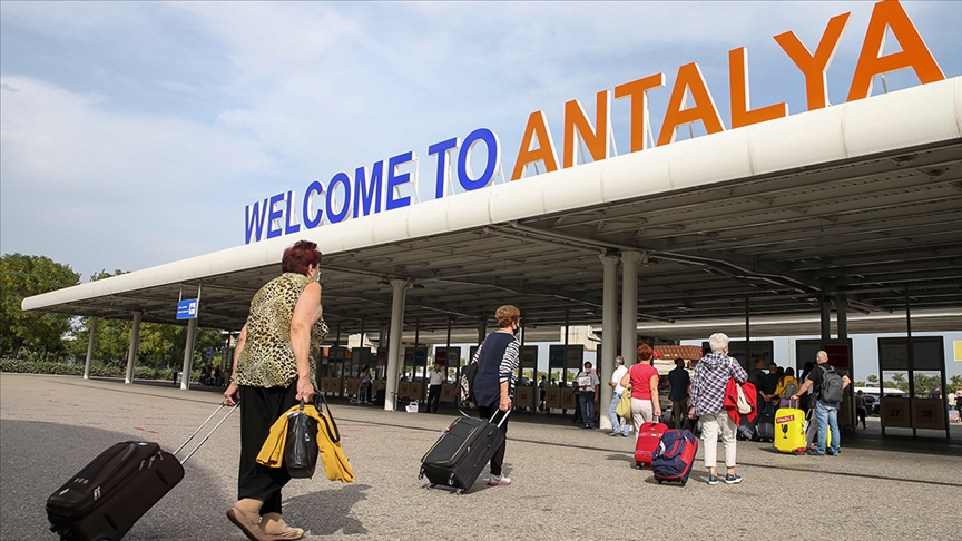 antalya-havalimani_a0751b9627edc2d6e5bca3a7cc230f4d.jpg