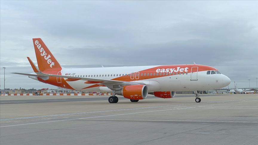 easyjet_13bb725ef59b8c25bd45dc4ea2fe6d68.jpg