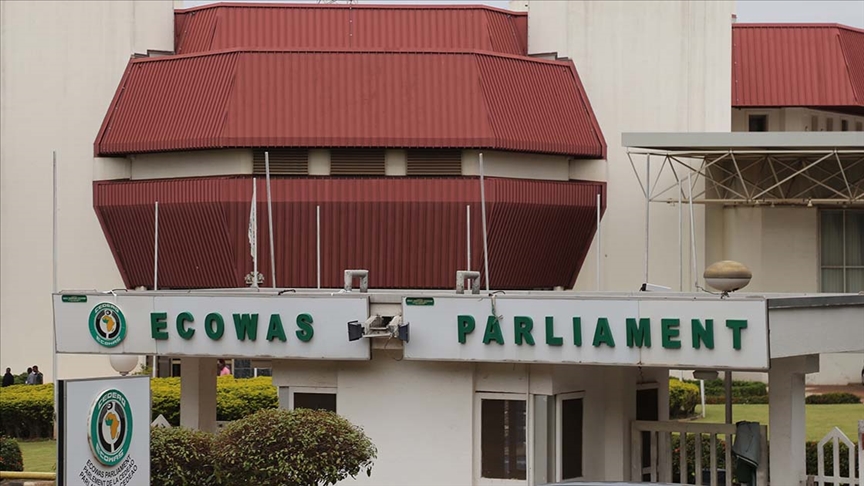 ecowas_ed2598535e8fa76432960314e2ca03f0.jpg