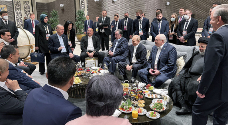 erdogan-in-liderlerle-olan-fotografi-avrupa-nin-da-gundeminde-ustunlugunu-kabul-1663480999-1_462b61f7e2d59b730ef8dbfc327635af.jpg