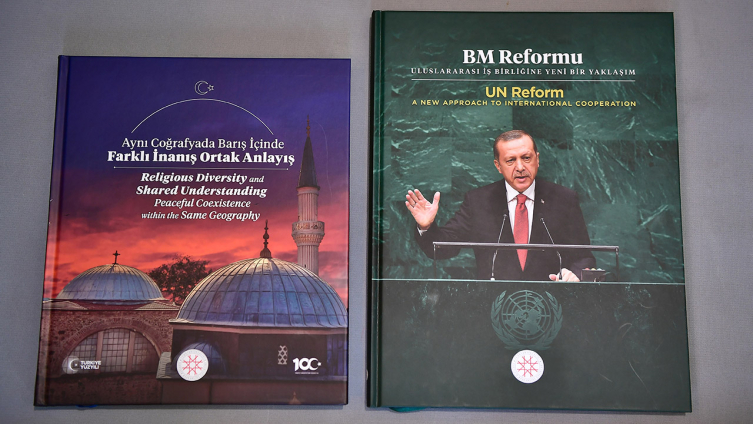 erdogan-kitap_26ace9efdce643b4149b080f9be6bc98.jpg