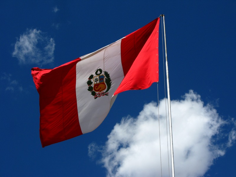 flagofperu1-1_5b66ec5f3ae115a7cbfd49bba5f88dc2.jpg