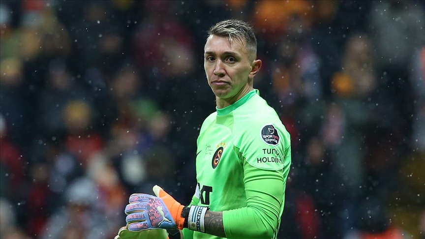 muslera-kimdir_48fe765d809c93a7ad6f8717b9f936ee.jpg