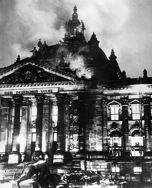 Reichstag_67ede81f7a1a5feacdb82ceb0cd41d22.jpg