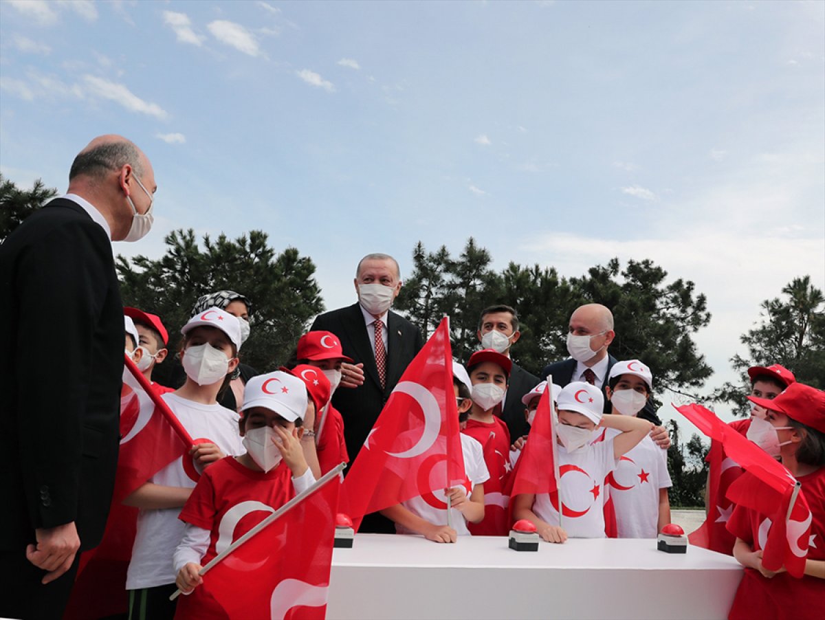 erdogan-camlica-bayrak_7653_735210efa58e921f8bd4873062bd9e8b.jpg